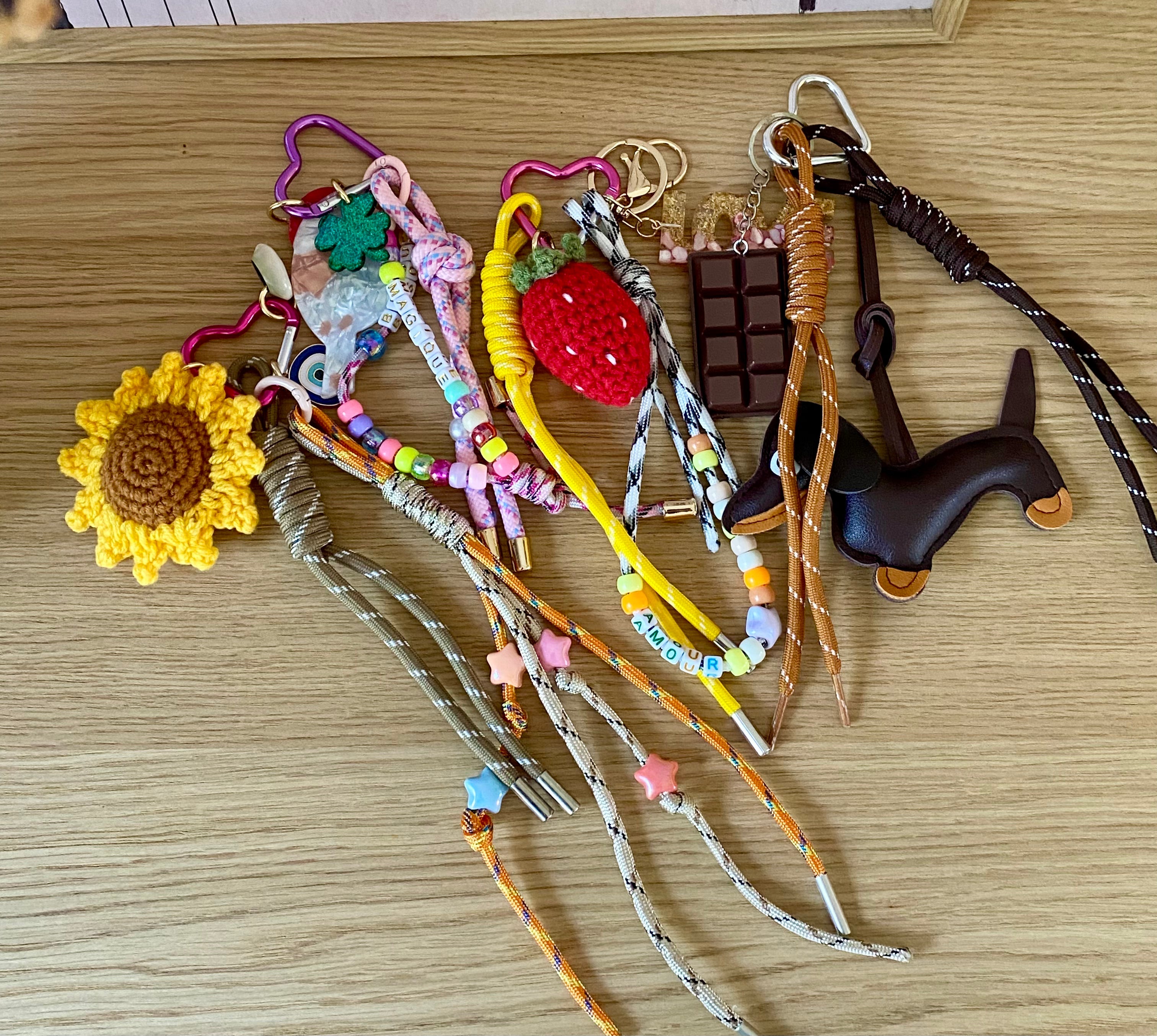 Accessoires, pochettes et petites chaussettes