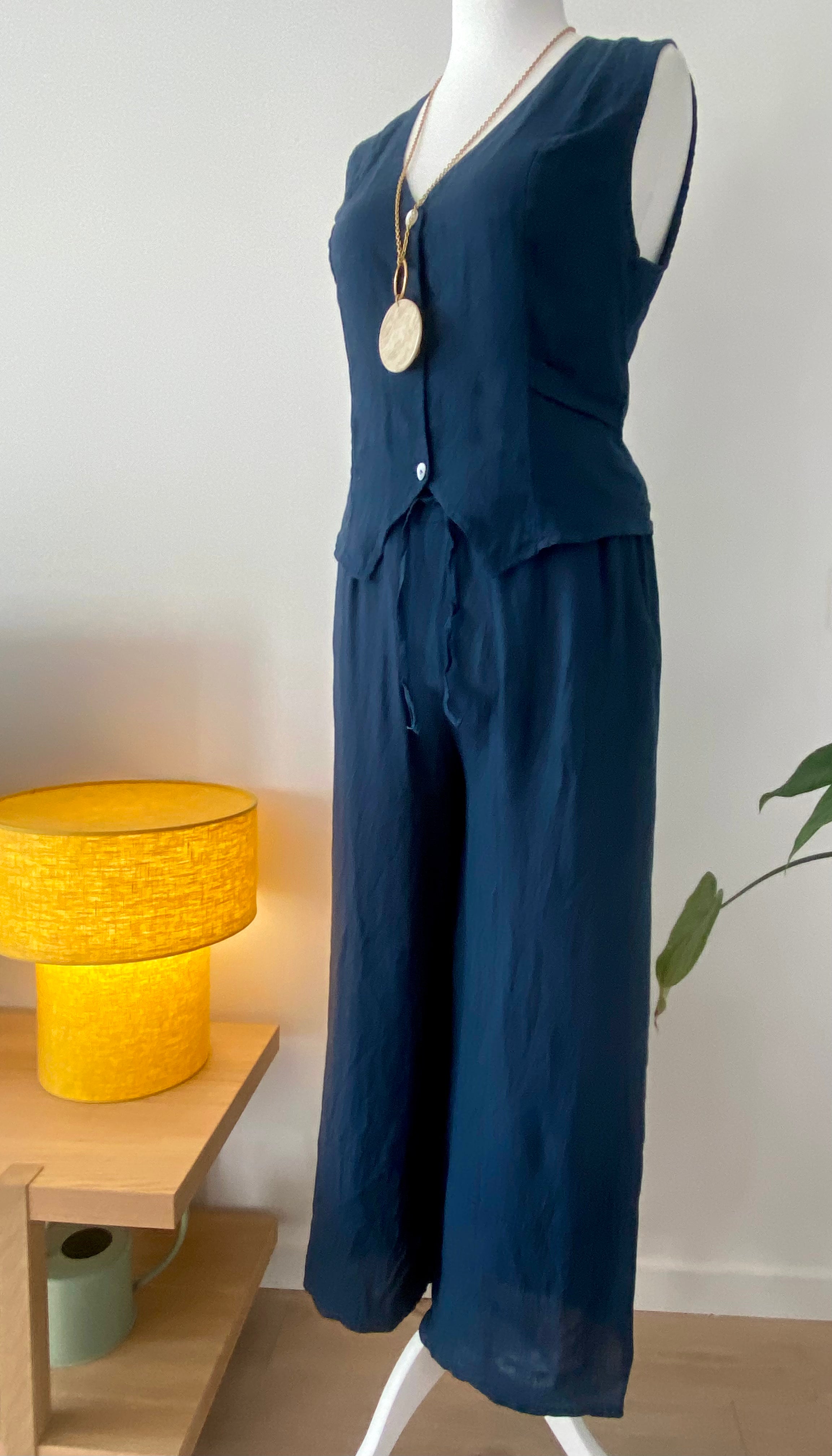 Gilet lin sans manches bleu marine