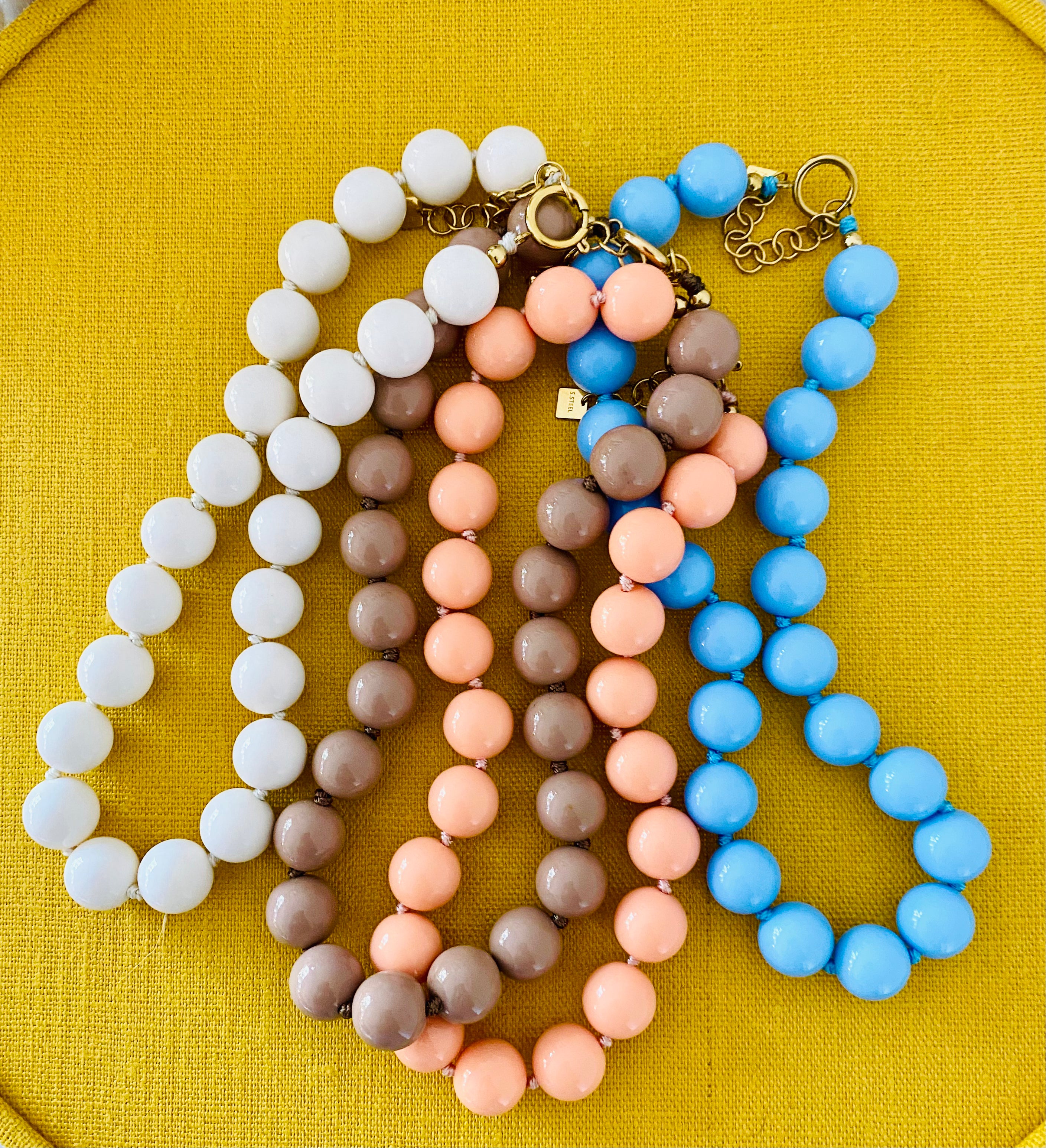 Collier coloré