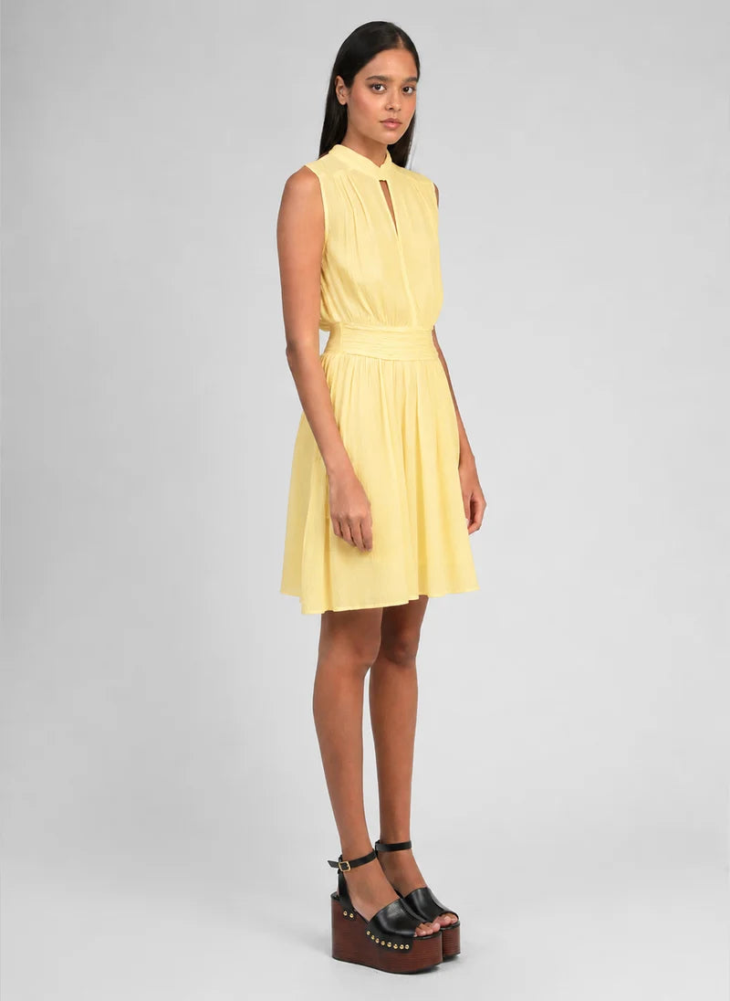 Robe courte sans manches en viscose col montant