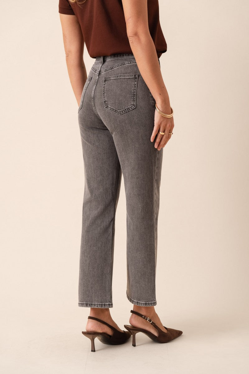 Jean droit gris
